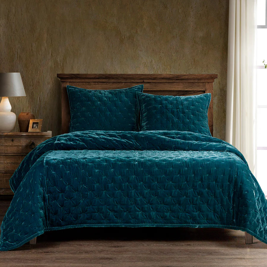Stella Faux Silk Velvet Quilt Queen - Wines'Designs