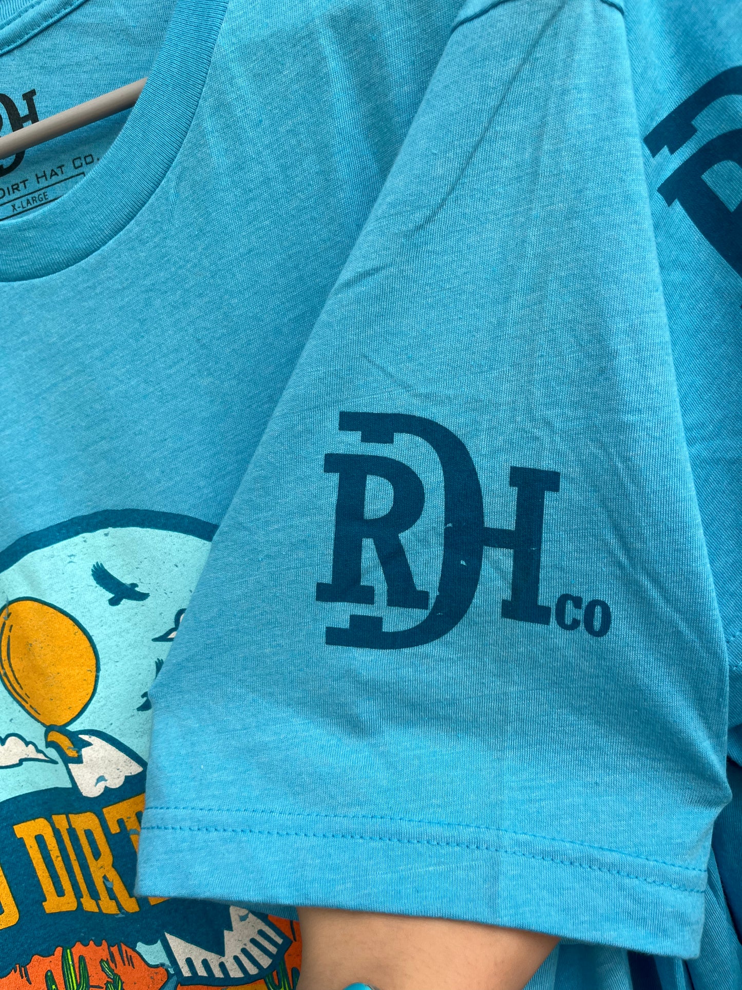 Red Dirt thunderbird desert tee - Wines'Designs