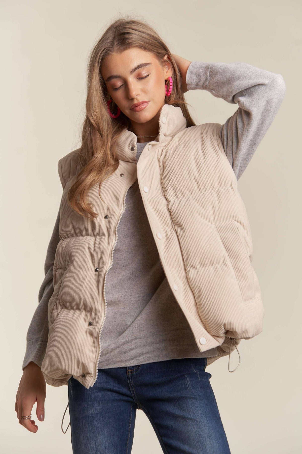 BUTTON DOWN CORDUROY PUFF VEST