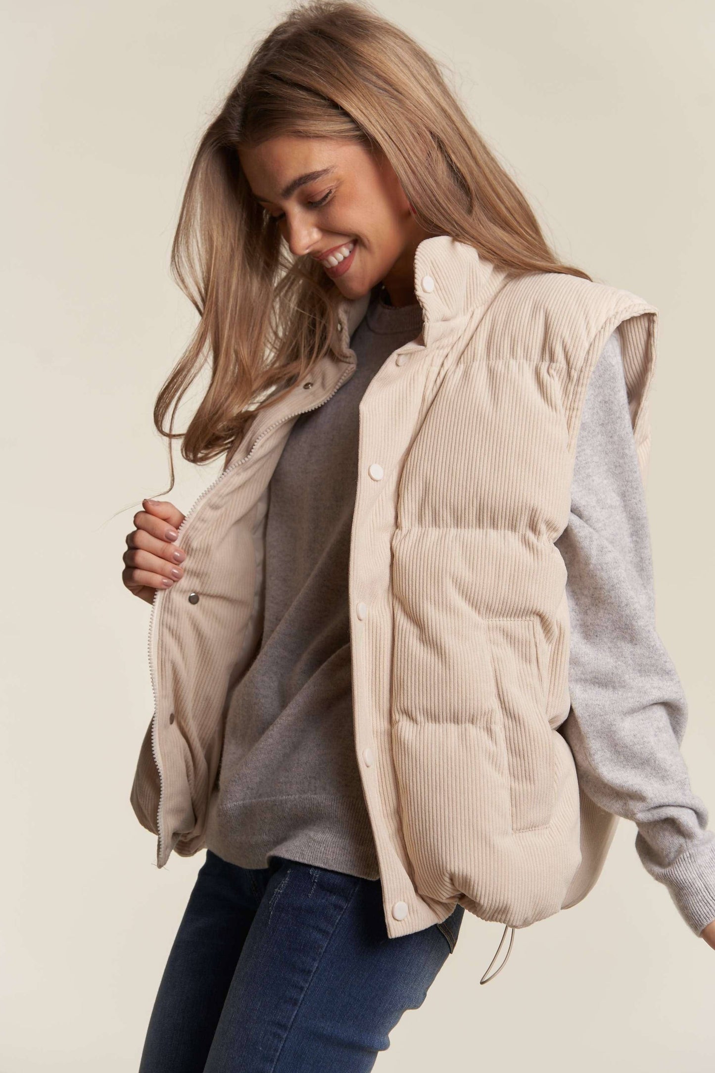 BUTTON DOWN CORDUROY PUFF VEST