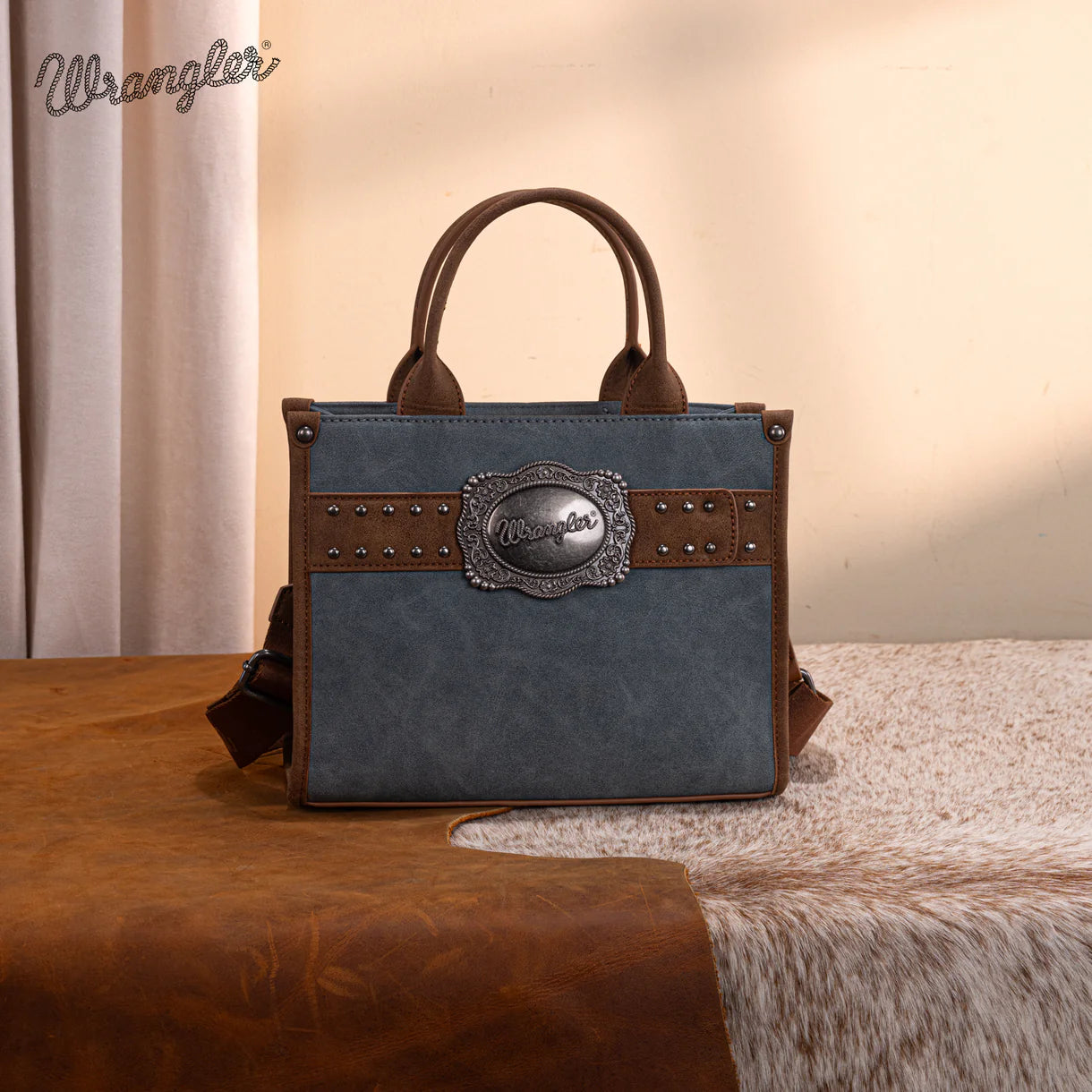 WG250-81202 Wrangler Buckle Tote/Crossbody