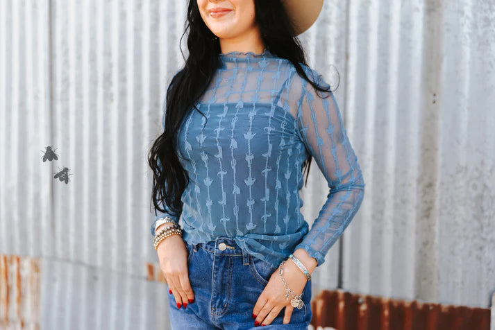 LARIAT LACE LONG SLEEVE