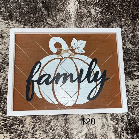 Wooden fall family sign - Wines'Designs