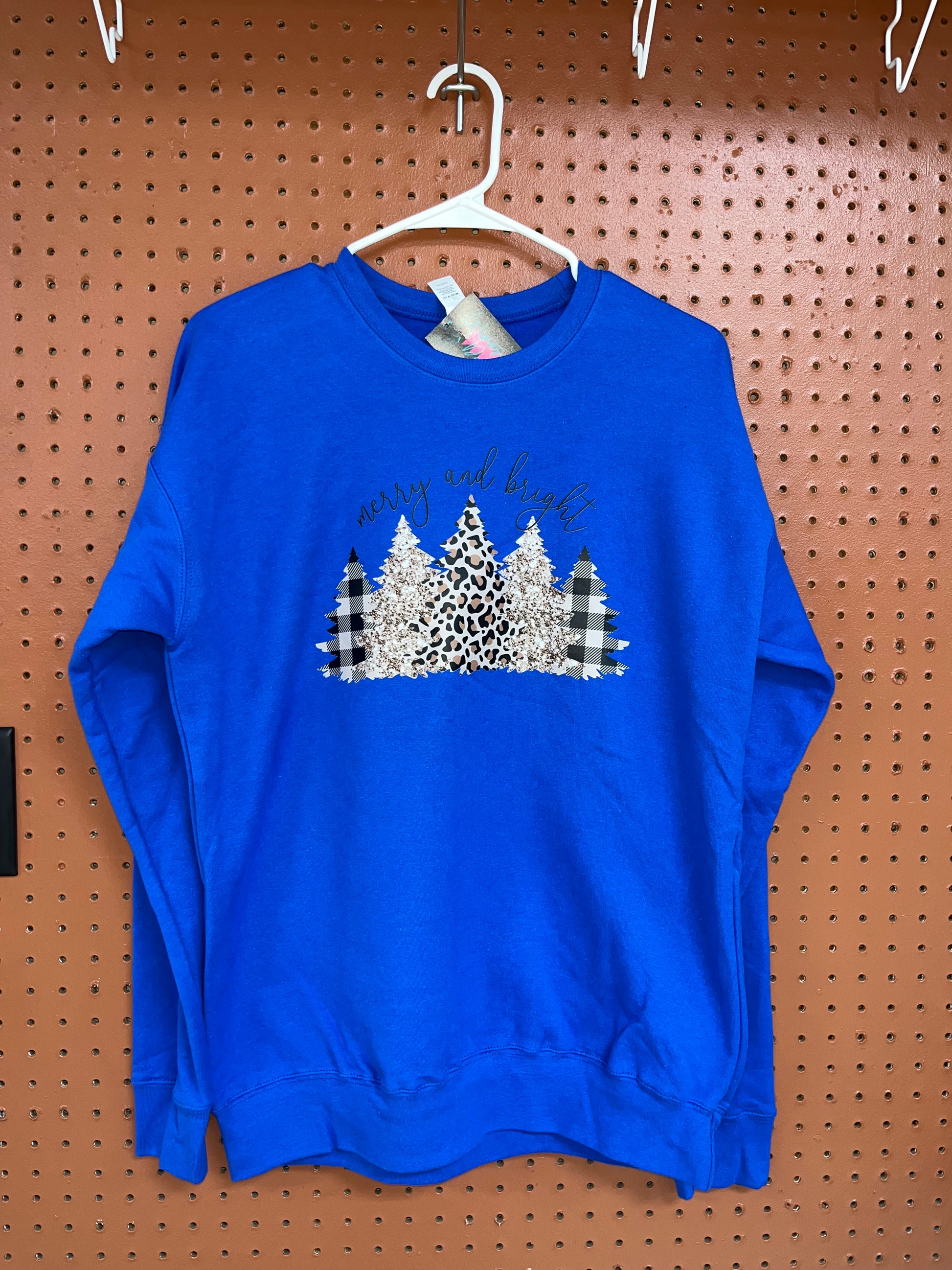 Merry & Bright trees sweatshirt - Wines'Designs