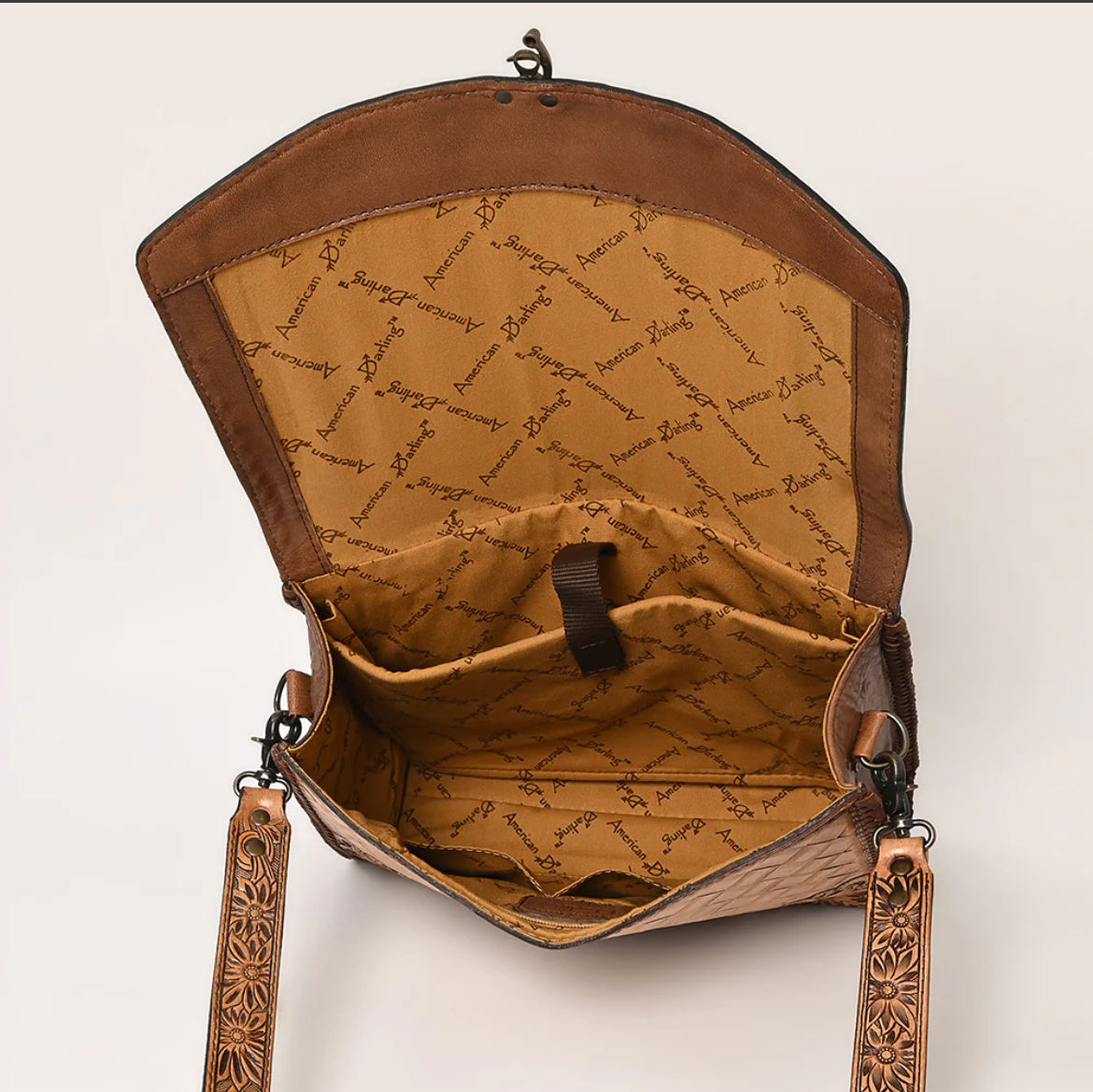 Fully tooled leather purse - Wines'Designs