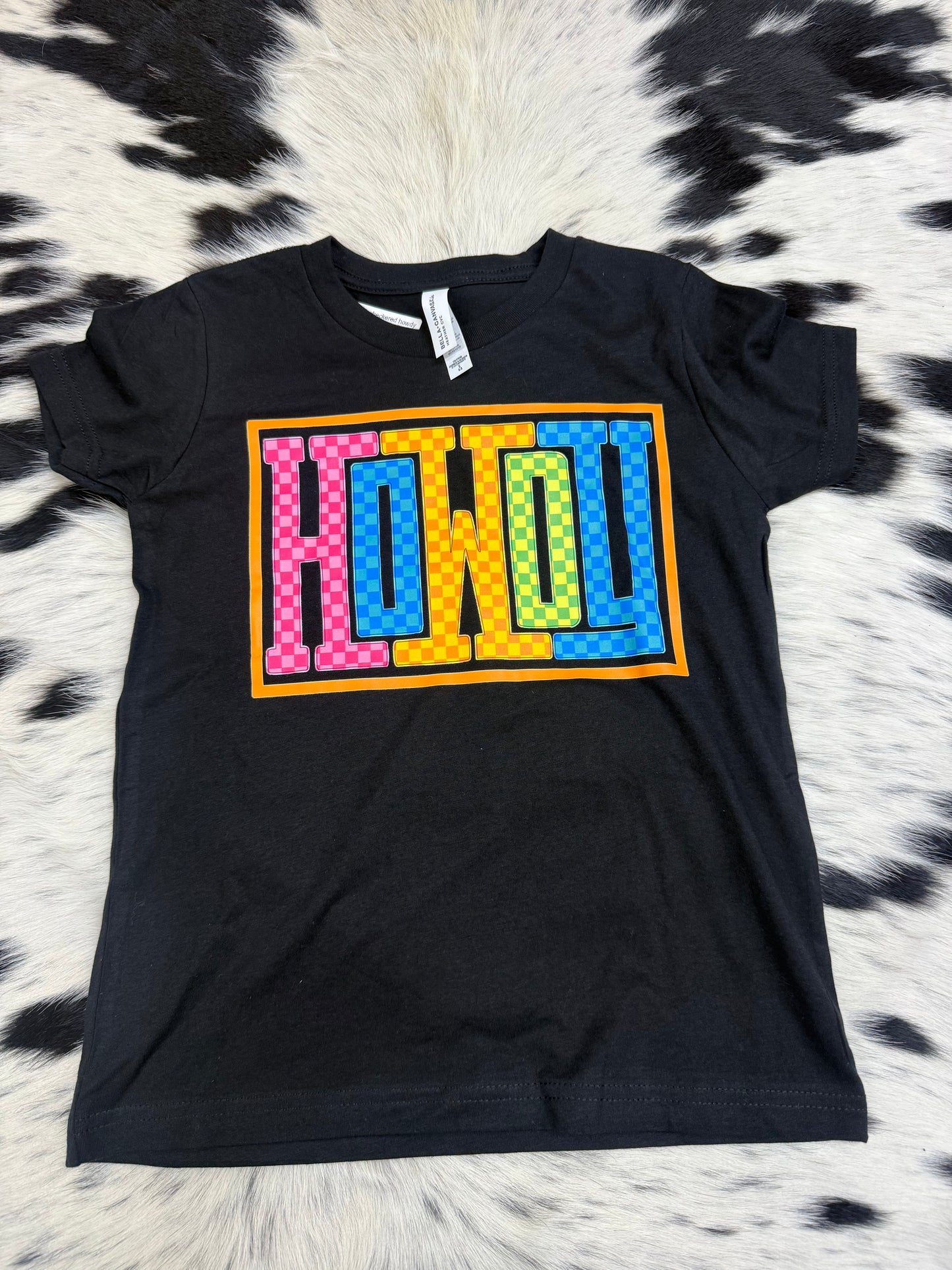 Neon checkered howdy