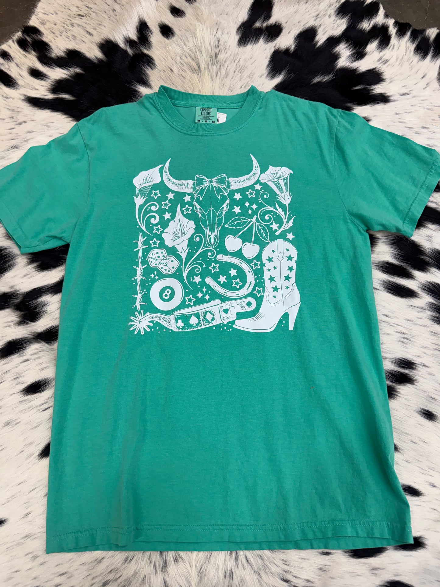 WESTERN COLLAGE ON A ISLAND GREEN COMFORT COLLORS TSHIRT