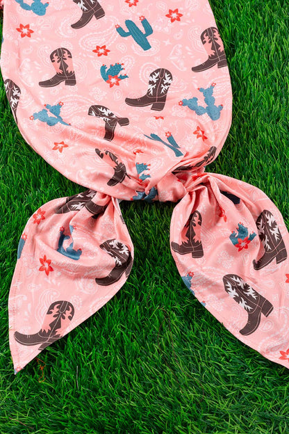 CORAL WESTERN PRINTED BABY GOWN. PJG25153026