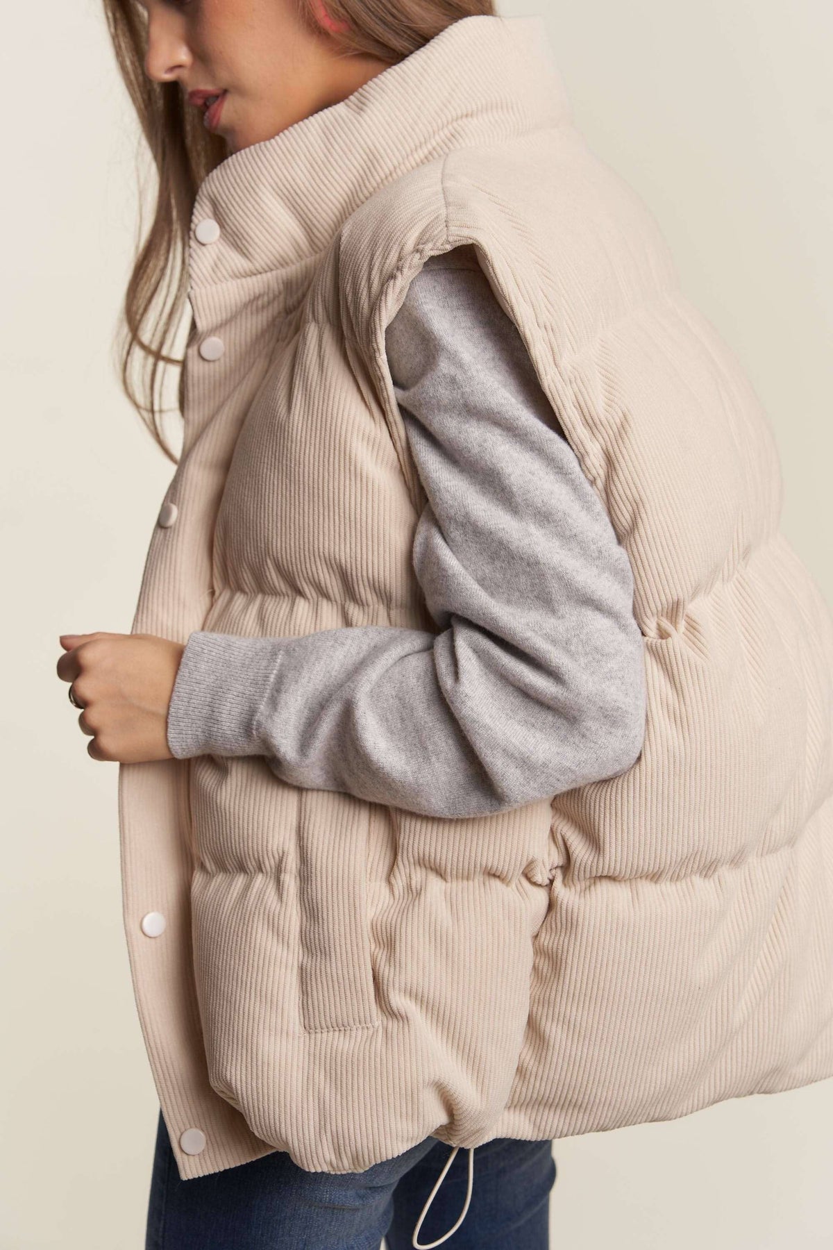 BUTTON DOWN CORDUROY PUFF VEST