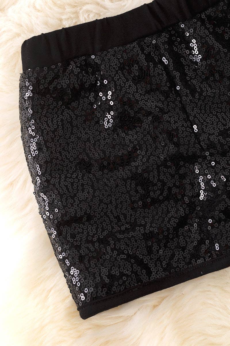 Girl front sequins shorts. Available in 3 colors. Sol
