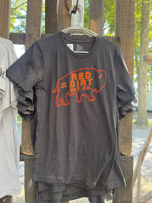 Red Dirt neon buffalo tee - Wines'Designs