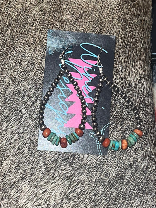 Navajo tear drop shapes earrings with turquoise and coral - Wines'Designs