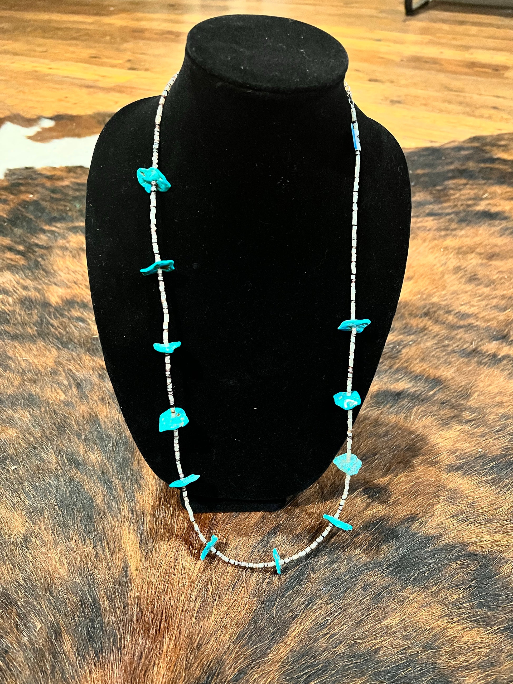 Oyster and Turquoise necklace authentic turquoise - Wines'Designs