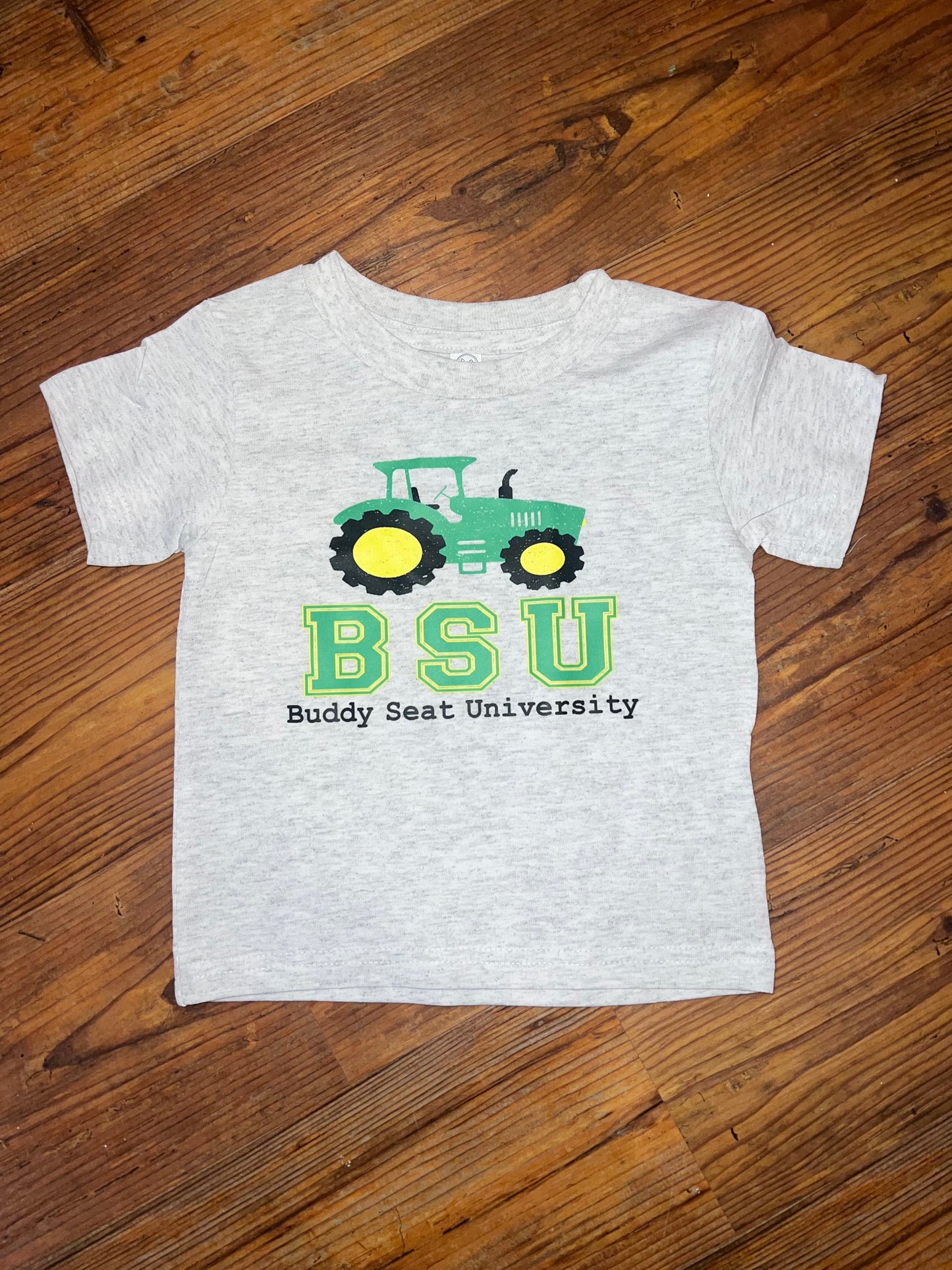 BSU green tractor - Wines'Designs